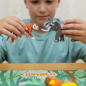 Gifts for children of animal figures to play with