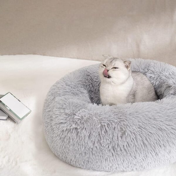 Zhoothyomiru Cat Bed Plush Donut Pet Bed Round Warm Cuddler Kennel Soft Puppy Sofa Nest Warm Soft Plush Comfortable ((Light Gray S/37CM) for 2.5KG Pet - Image 3