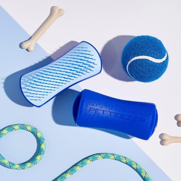 Tangle Teezer | Pet Teezer | Small De-Shedding and Dog Grooming Brush | Dry Brush or Dog Bath Brush | Navy & Sky Blue - Image 6