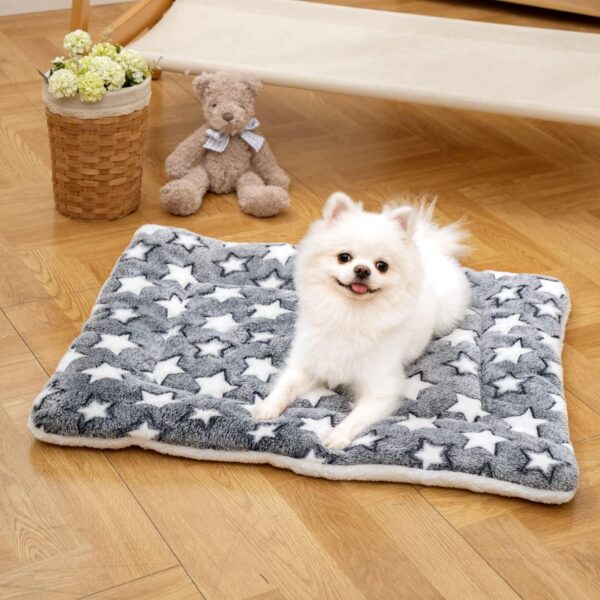 MICOOYO 2Pcs Dog Crate Bed Mattress - Fleece Pet Cushion Bed Mat, Washable Cat Cushion Pad for Small Dog Cat Puppy (S) - Image 6