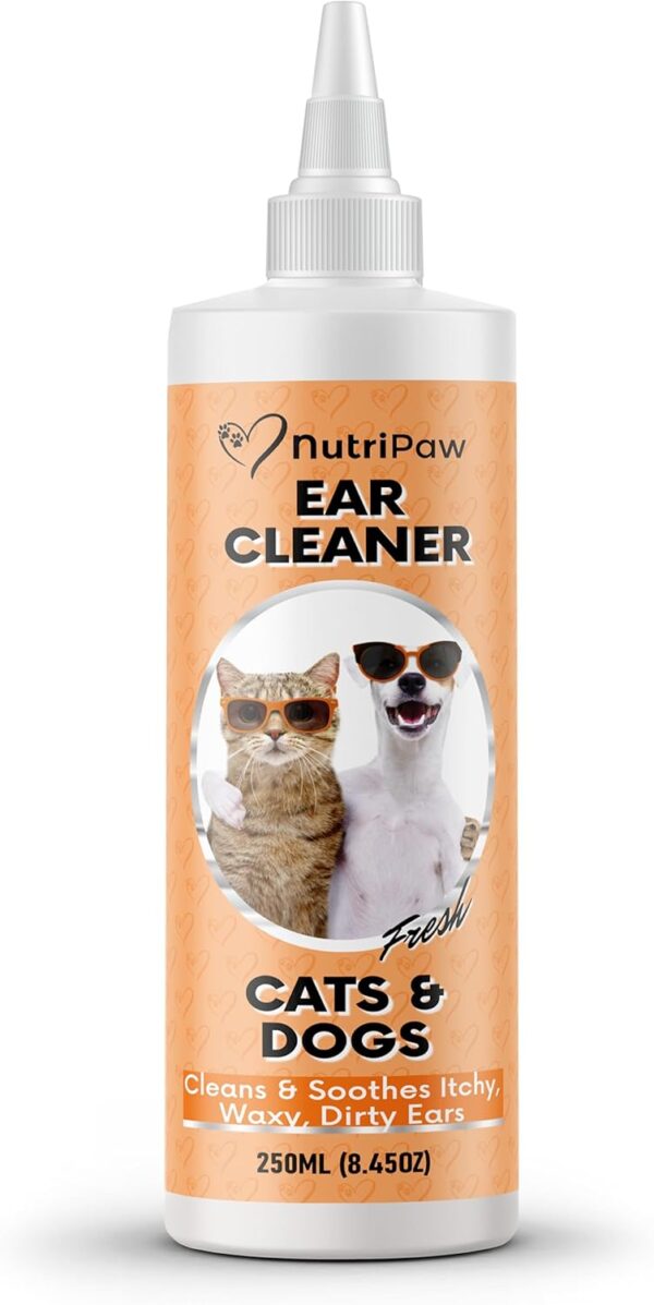 NutriPaw Ear Cleaner For Cats & Dogs (250ml) - Soothe Itchy, Gunky, Waxy & Smelly Ears - Stop Head Shaking, Ear Scratching & Rubbing - Support Ear Health - For Daily Use - Great for all pets