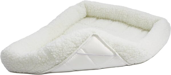 MidWest Homes for Pets 55.88 cm (22-Inch) Long White Fleece Dog or Cat Bed; Comfortable Bolster Dog Bed, Fits a 55.88 cm (22-Inch) Long Dog Crate, Easy Maintenance Machine Wash & Dr, White, 40222 - Image 6