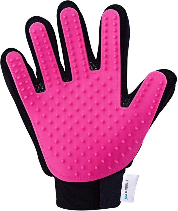 Multi-functional 5 finger pet grooming glove by MyTrendPet (Pink) Perfect for Dogs/Cats with long and short fur, to brush and gently massage your pet.